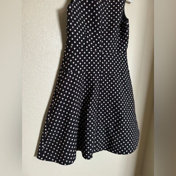KATE SPADE Diamond Jacquard A-line Dress Sz 8 Black Sleeveless Skater - Picture 4 of 10